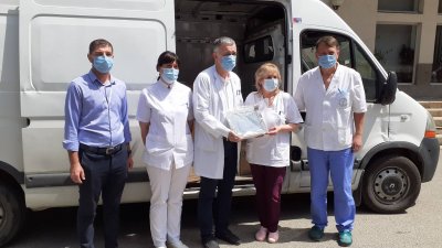 Fondacije "Novak Đoković" i "Delije" donirali respiratore i kliničke monitore