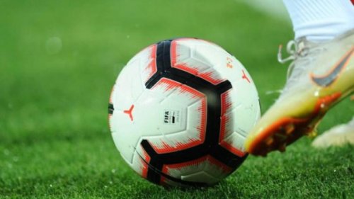 Tri igrača Lila zaražena, Francuska: Ligue 1