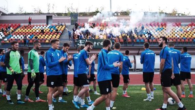 U Novom Pazaru korona u senci fudbala, Linglong Superliga Srbije