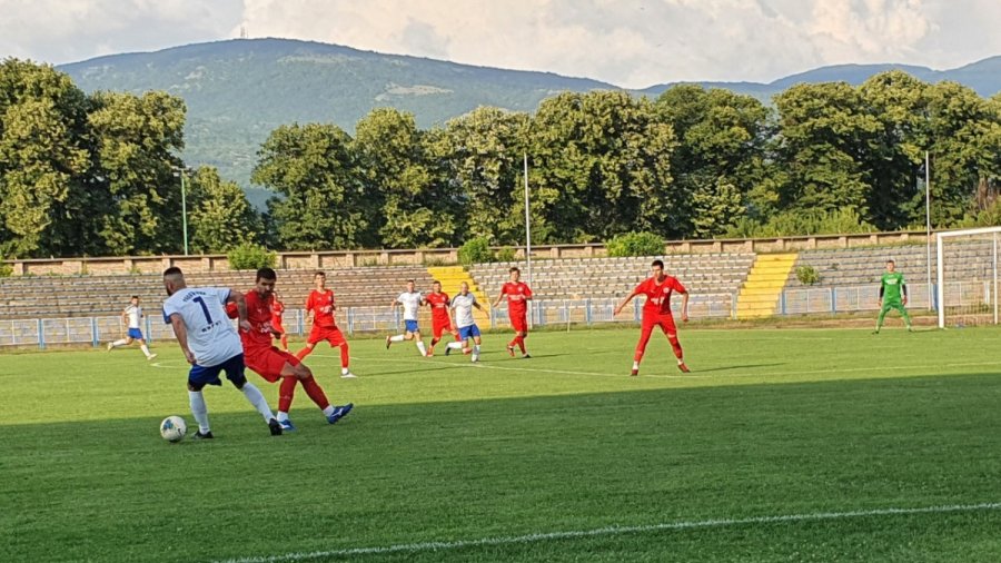 Igra Radničkog napreduje, atmosfera sve bolja, nedostaju samo golovi!, Srpska liga Istok