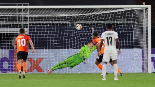 Šahtjor pregazio Bazela, Sevilja bolja od Vulvsa, UEFA Europa League - Final stages