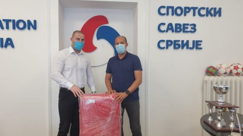 Rekviziti i sportska oprema za škole i FK Trstenik PPT