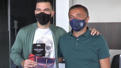 Matijašević predao nagradu Luki Stojanoviću za najlepši gol u sezoni, Linglong Superliga Srbije