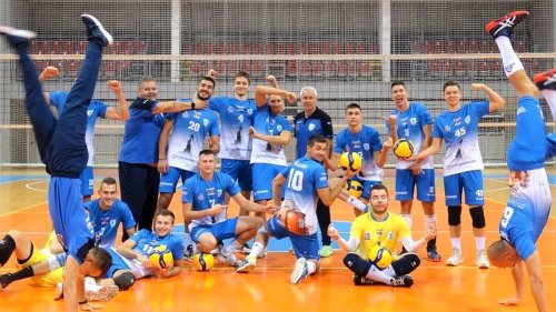 Pobedi se u zube ne gleda, Superliga