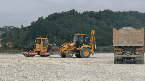 Stigla vještačka trava na pomoćni stadion Slavije, uskoro i reflektori