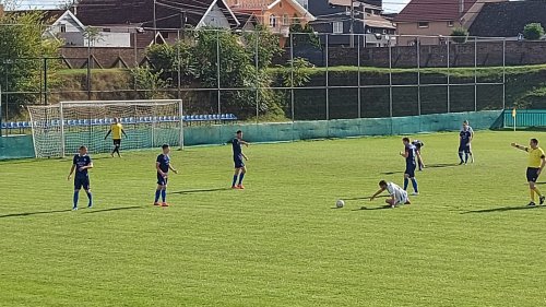 Lokomotiva protutnjala kroz Surčin, Srpska liga Beograd