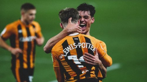 Roversi deklasirali Ipsvič, Hal novi lider