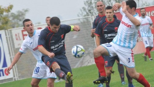 Borac preuzeo tron!, Beogradska zona