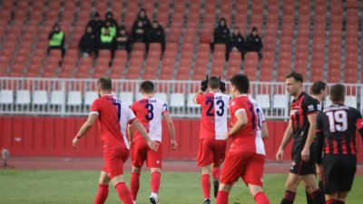 Nova pobeda "stare dame"!, Linglong Superliga Srbije