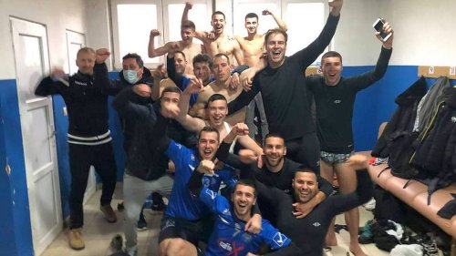 Put kojim se retko ide, Raška okružna liga