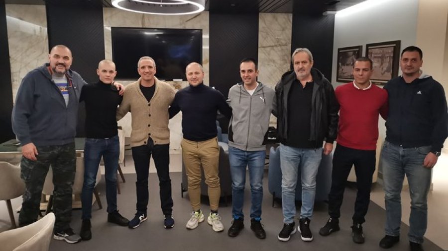 Đerona okupio "Orlove" posle 11 meseci