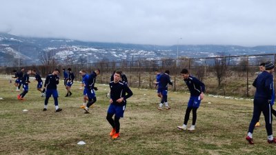 U Radničkom "radno i paradno" neki odlaze, drugi se čekaju, Prva liga Srbije