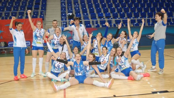 Ubedljive Subotičanke, Klečanke u play out-u, Superliga