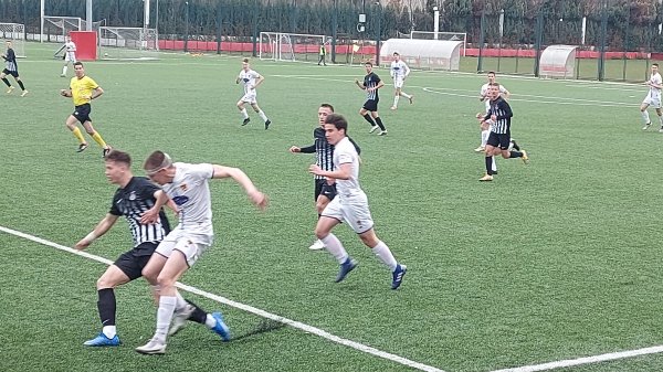 Partizan ubedljiv protiv "grafosa", Kadetska liga Srbije