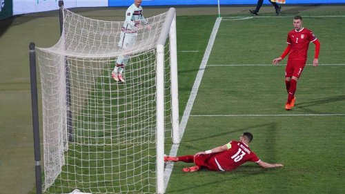 Kopačke kojima je Stefan Mitrović "poništio" Ronaldov pogodak na aukciji!, World Cup 2022 Qualification - Group A