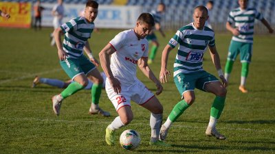 Sloga merka "ćurane", Prva liga Srbije