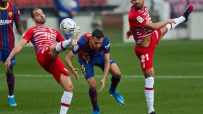 Granada Barsu gurnula dalje od titule