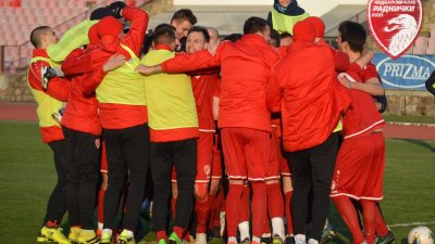 Kragujevčani hlade šampanjac, Prva liga Srbije