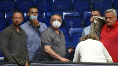 Novo pisanje Crvene zvezde