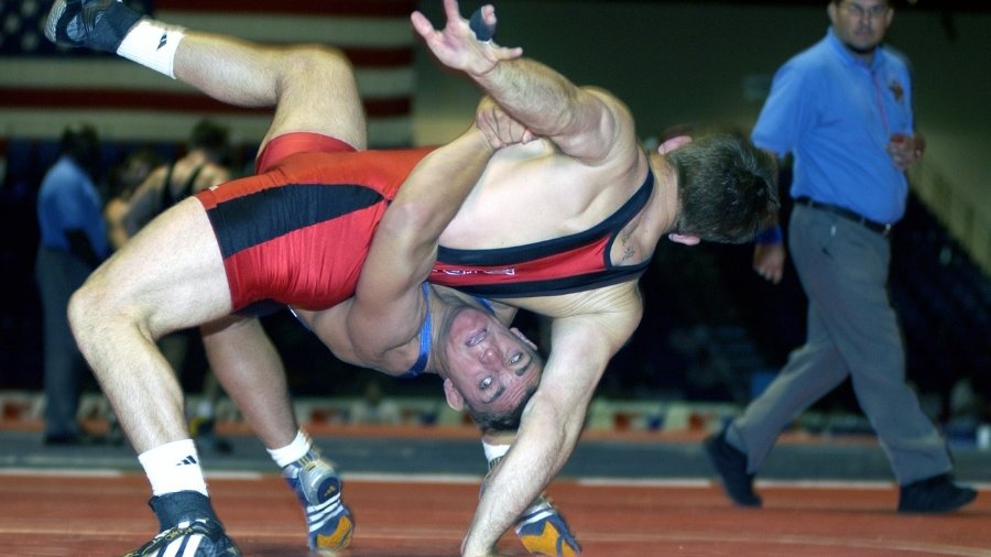 Rvanje: Zlata za Iran, Rusiju i Kubu