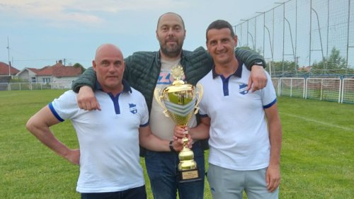 Novica Tončev uručio pehar prvaku Srpske lige Istok, Srpska liga Istok