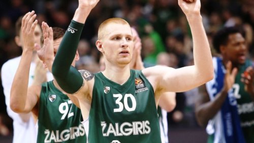 Zvezda dovela iskusnog Amerikanca