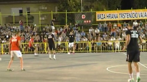 Pobednik letnjeg turnira u Trsteniku ekipa "Brza hrana Vajat"