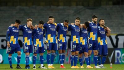 Tuča fudbalera i policije