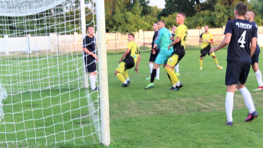 Prijateljska utakmica: OFK Bečej 1918 - Naftagas (E) 4:2, Srpska liga Vojvodina