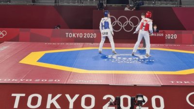 Mandić ubjedljivo do četvrtfinala