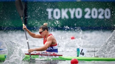 Novaković u polufinalu