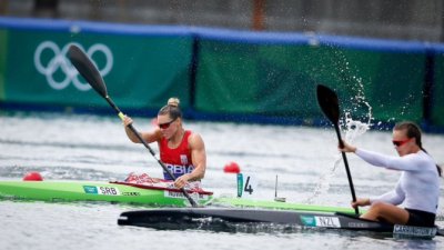 Novaković u polufinalu