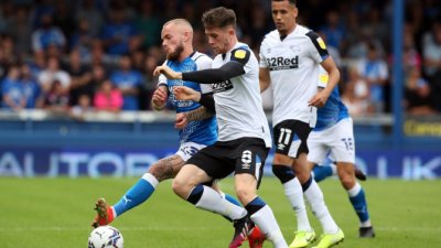 Runijev Derbi vodio do nadoknade pa izgubio od ekipe koju vodi Fergijev sin