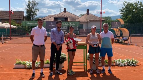 Dinu Kristina pobednica Međunarodnog teniskog turnira za žene