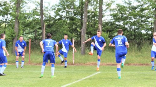 Pola tuceta golova "mladostaša", MFL Bačka Topola - Mali Iđoš - Vrbas - Bečej - Srbobran