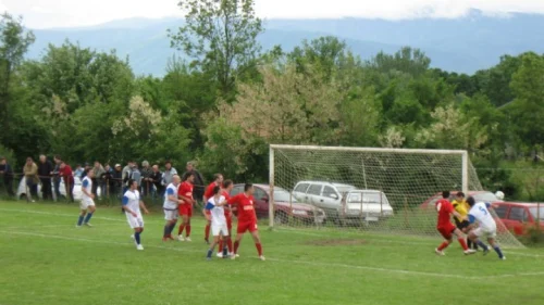 Večiti komšijski derbi na neutralnom terenu, Međuopštinska liga FSRO
