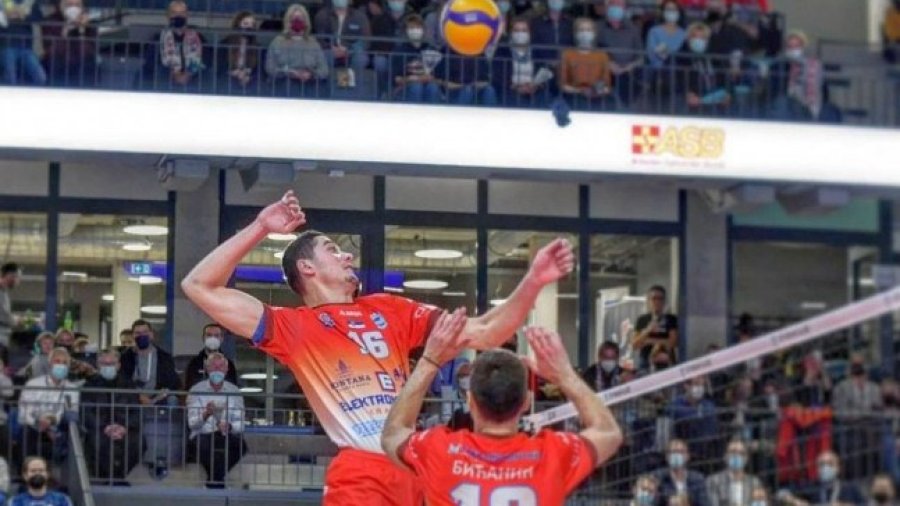 Bogovi su pali na teme, Superliga