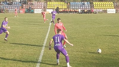 Radnički sa igračem manje odoleo na Novom Beogradu, Prva liga Srbije