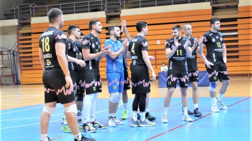 Odbojkaši Bečeja pobedom u Loznici okončali polusezonu, Prva B liga