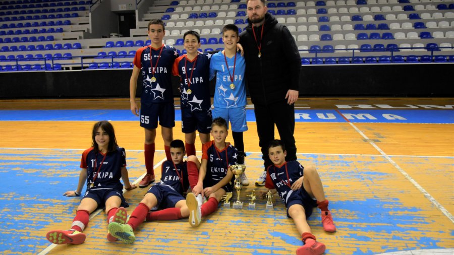 Novogodišnja radopst u Rumi (2009. godište)