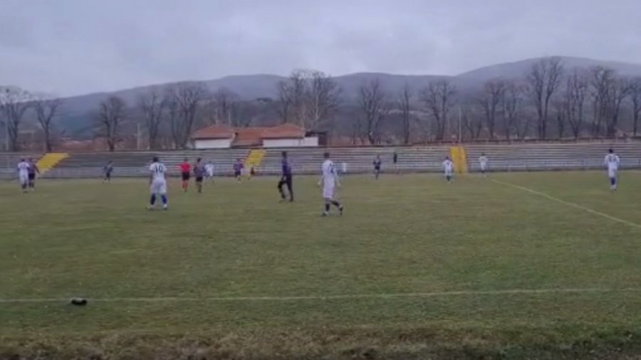 I Car Konstantin stavio fudbalere Radničkog na težak ispit!, Zona "Centar"