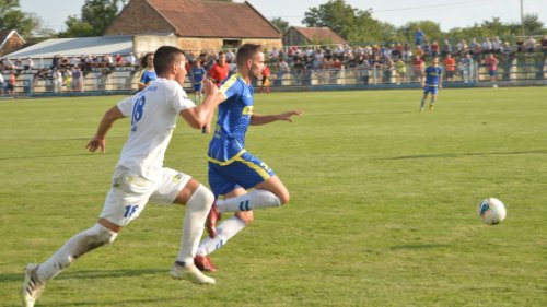 Jedinstvo, Omladinac i Naftagas sigurni na početku VFL "Istok", Vojvođanska liga "Istok"