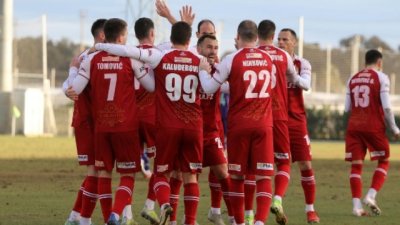 Slanobarci u padu forme, Napredak za otrežnjenje, Linglong Superliga Srbije