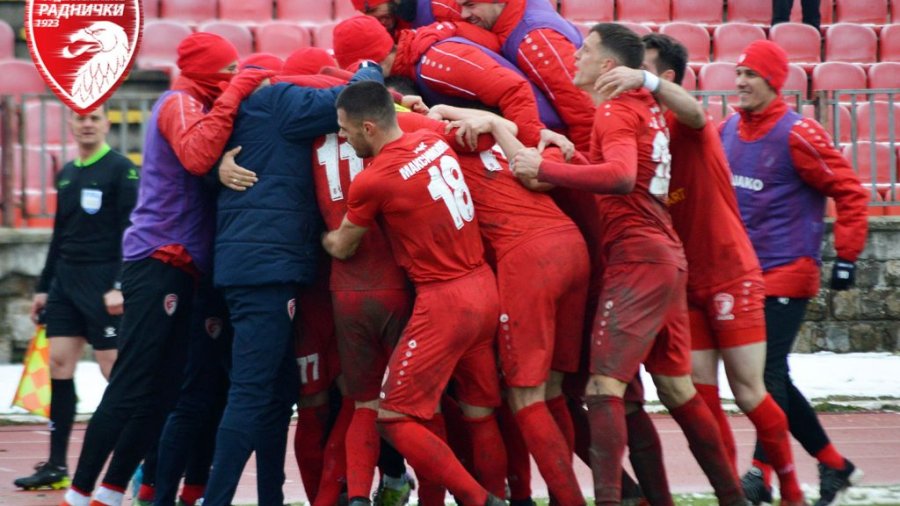 "Crveni" u žestokom naletu, Linglong Superliga Srbije