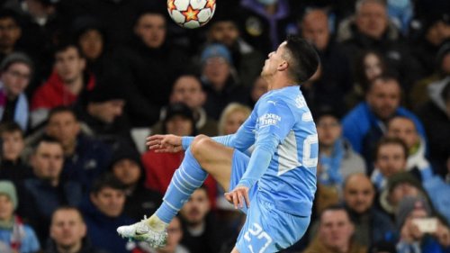 De Brujne heroj Sitija, Liverpul jednom nogom u polufinalu, UEFA Champions League - Final stages