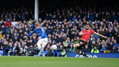 Everton srušio Junajted i napraviov eliki korak ka opstanku