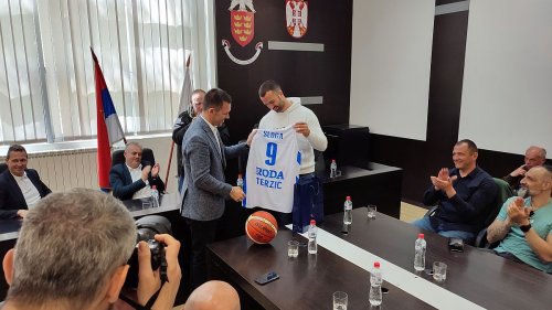 Radost celog grada, Košarkaška liga Srbije