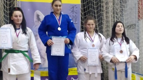 Mlada Teodora Đorđević osvojila bronzanu medalju i diplomu