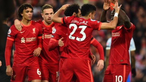 Liverpul ponizio katastrofalni Junajted, Engleska: Premier League