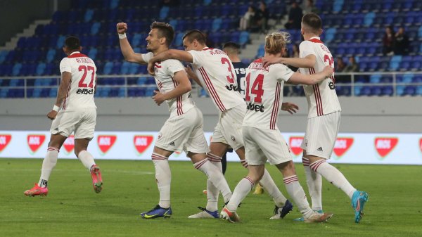 Veliki bod za Zmajeve!, Linglong Superliga - Play Off